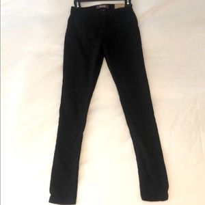 Brand new! Miami Brand black mid-rise jegging pants size 5. All tags attached!